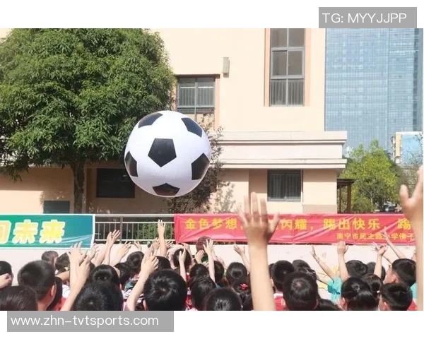 足球小将们在绿茵场上展现射门技巧的精彩瞬间与成长故事 足球小将们在绿茵场上展现射门技巧的精彩瞬间与成长故事